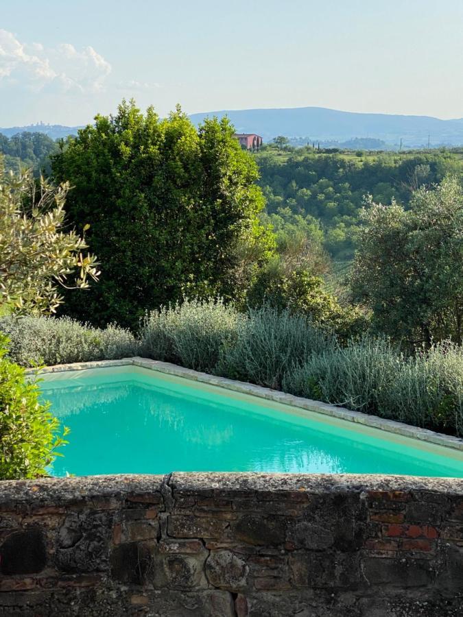 Villa Tre Colli - In The Heart Of Tuscany Чертальдо Экстерьер фото