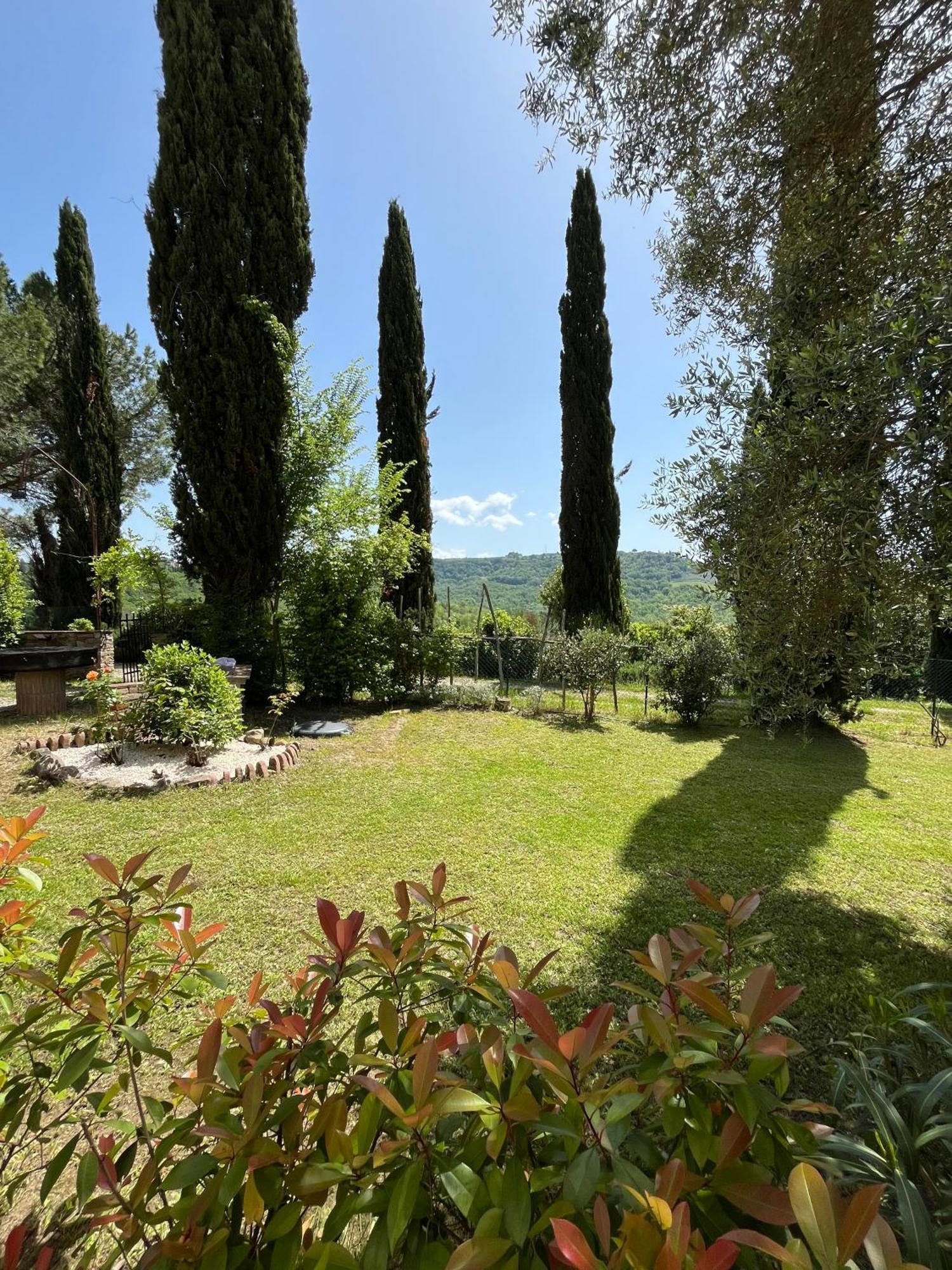 Villa Tre Colli - In The Heart Of Tuscany Чертальдо Экстерьер фото